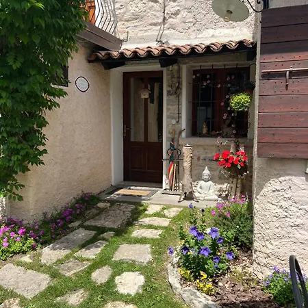 Casa Angela Stayerat A Segusino * Sequsino