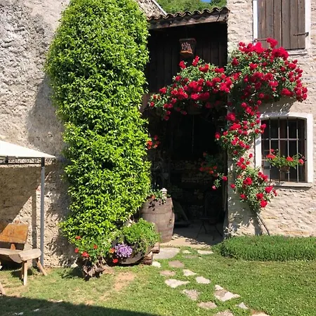 Casa Angela Stayerat A Segusino Holiday home *