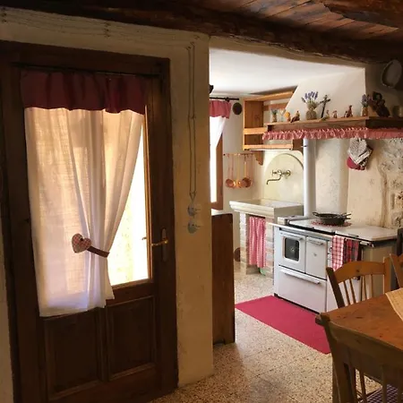 Holiday home Casa Angela Stayerat A Segusino Sequsino